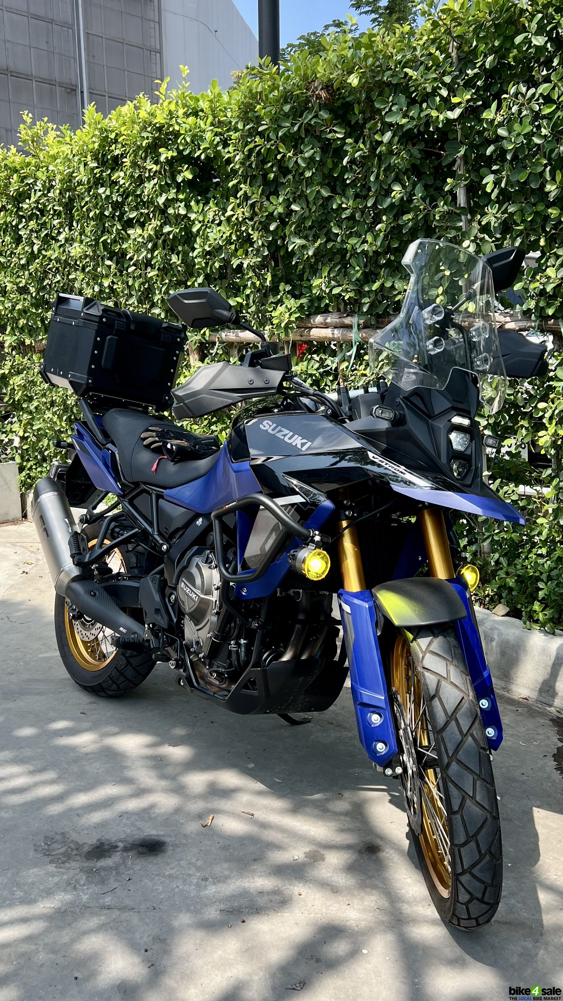 Suzuki V-Strom 